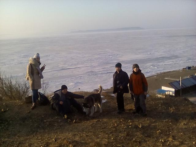 На берегу Амурского залива, Владивосток.
